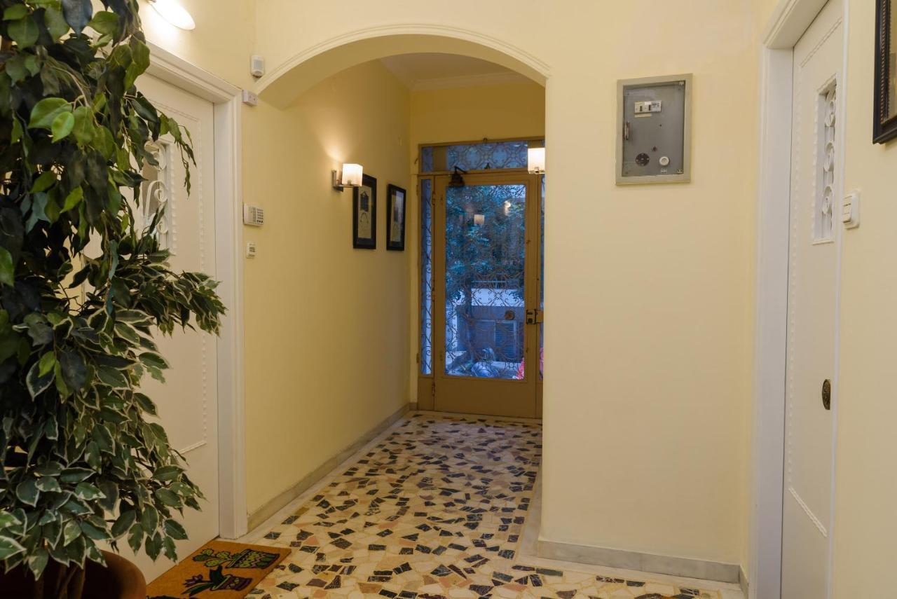 Belucky Apartments - Φio Athens Luaran gambar