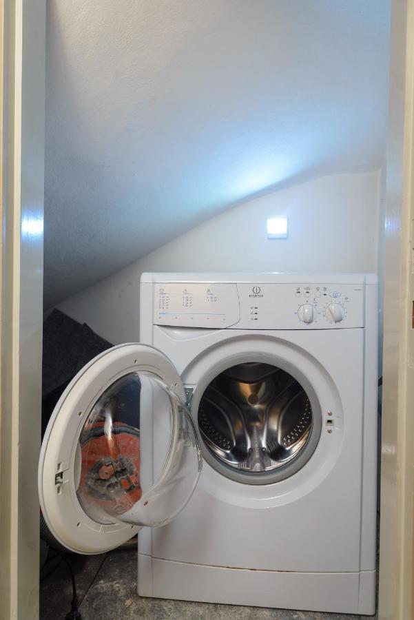 Belucky Apartments - Φio Athens Luaran gambar